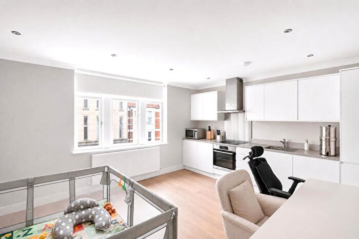 2 Bedroom Flat For Sale In St. James's Street, Walthamstow, London, E17
