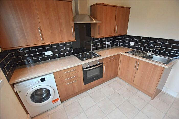 1 Bedroom Maisonette To Rent In Blackhorse Lane, Addiscombe, Croydon, CR0