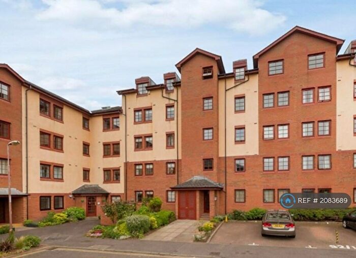 2 Bedroom Flat To Rent In Orchard Brae Avenue, Edinburgh, EH4