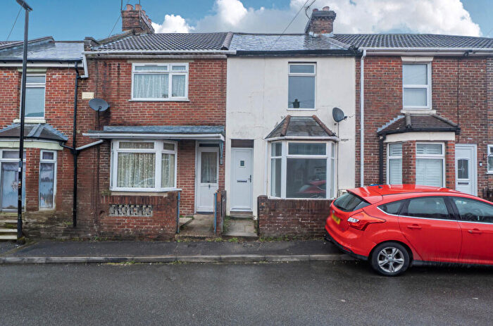 2 Bedroom Terraced House For Sale In Somerset Terrace, Freemantle, Southampton, Hampshire, SO15