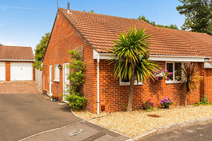 2 Bedroom Bungalow For Sale In Coppice View, Bournemouth, BH10