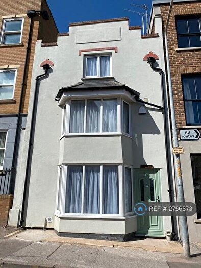 4 Bedroom Terraced House To Rent In George Street, Ramsgate, CT11