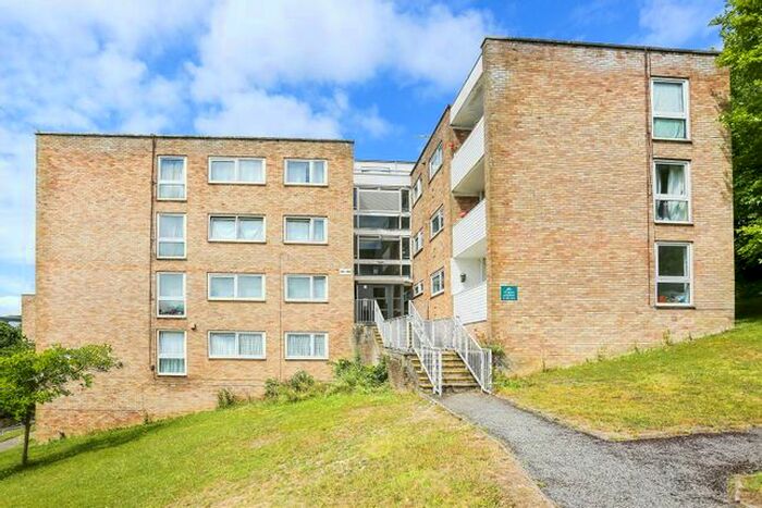 4 Bedroom Flat To Rent In Highbrook Close, Brighton, East Sussex, BN2