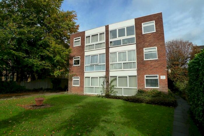 1 Bedroom Flat To Rent In Sidcup Hill, Sidcup, DA14