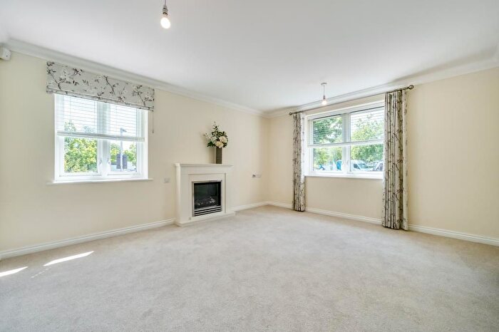 1 Bedroom Flat For Sale In Thame, Oxfordshire, OX9