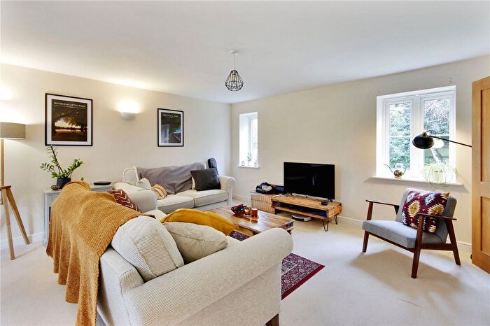 2 Bedroom Semi-Detached House For Sale In Croft Close, Sevenoaks, Kent, TN13