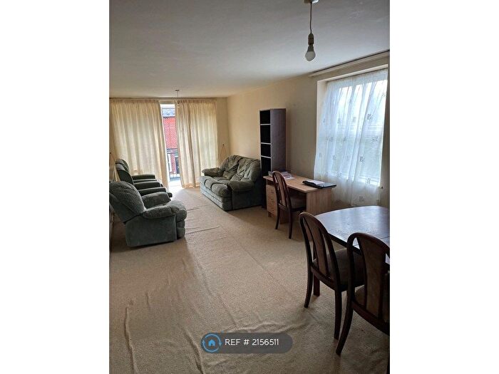 2 Bedroom Flat To Rent In Shirebrook Court Albert Road, Sheffield, S8