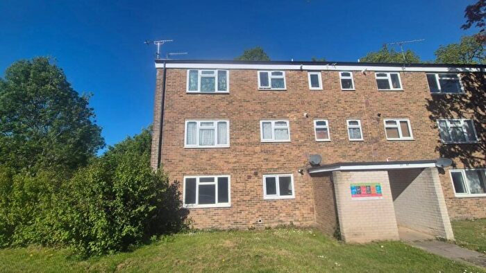 1 Bedroom Flat To Rent In Greenacres, Crawley, RH10