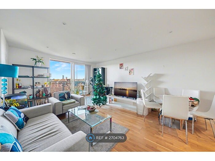 1 Bedroom Flat To Rent In Station House, London, SE8