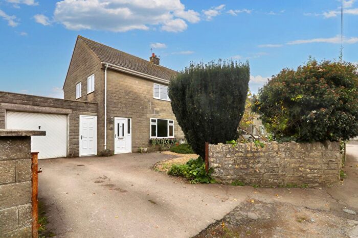 3 Bedroom Semi-Detached House For Sale In Main Street, Walton, BA16