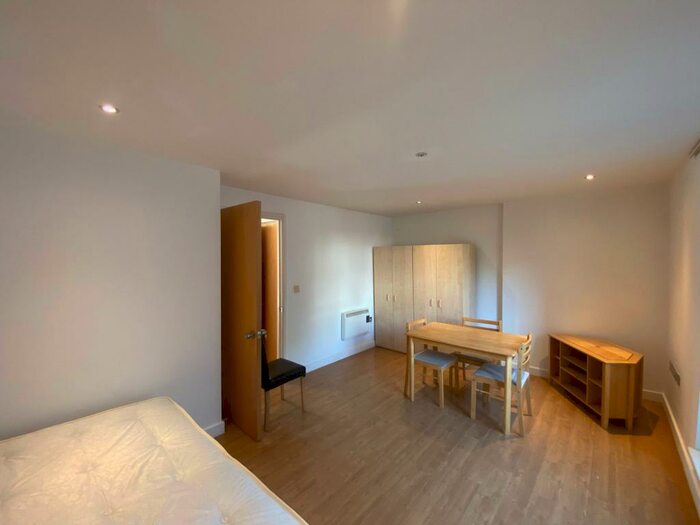 2 Bedroom Flat To Rent In Iceland Wharf, SE8