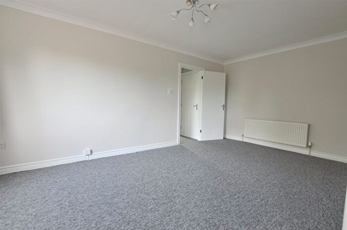 1 Bedroom Flat To Rent In - London Road, Redhill, RH1