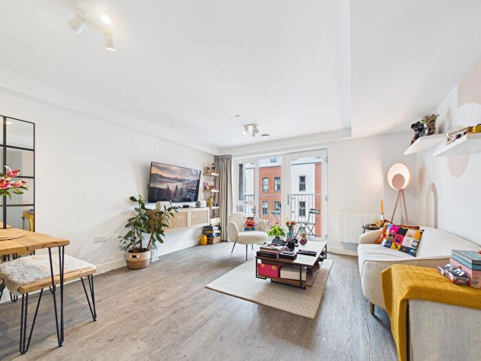 1 Bedroom Flat For Sale In Silver Street, Reading, RG1