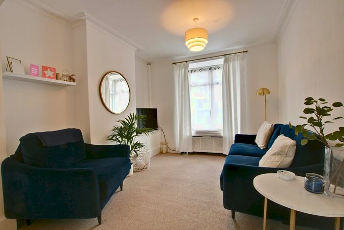 2 Bedroom Semi-Detached House To Rent In Recreation Road, Shortlands, Bromley, BR2