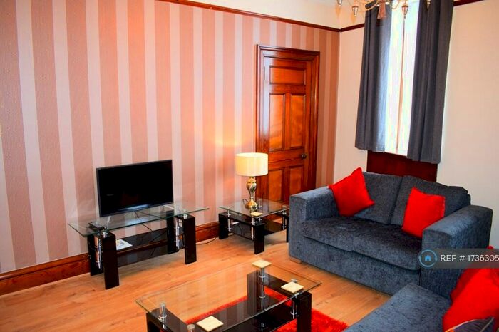 3 Bedroom Flat To Rent In High Street, Elgin, IV30