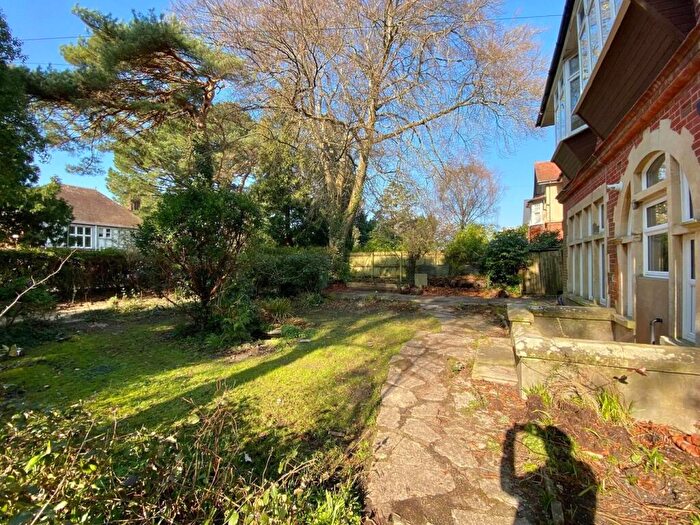 2 Bedroom Flat For Sale In Ground Floor Garden Apartment, Spur Hill Avenue, Lower Parkstone, BH14
