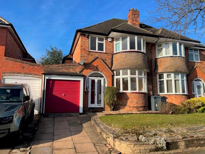 3 Bedroom Semi-Detached House To Rent In Westridge Road, Moseley, Birmingham, B13