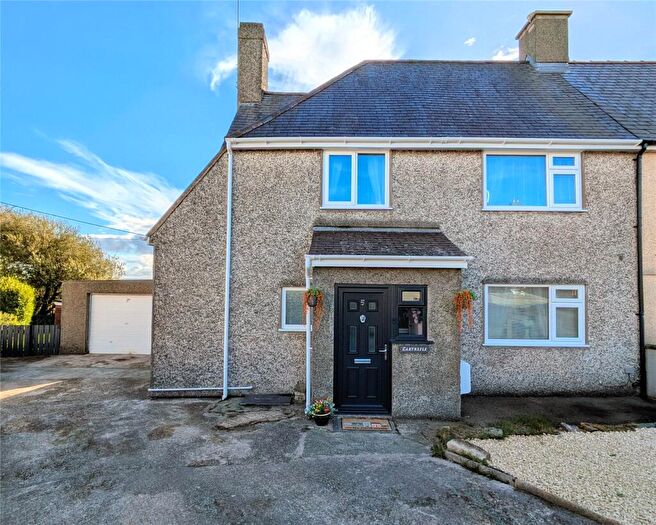 4 Bedroom Semi-Detached House For Sale In Tai Clwch, Rhosmeirch, Llangefni, Anglesey, LL77