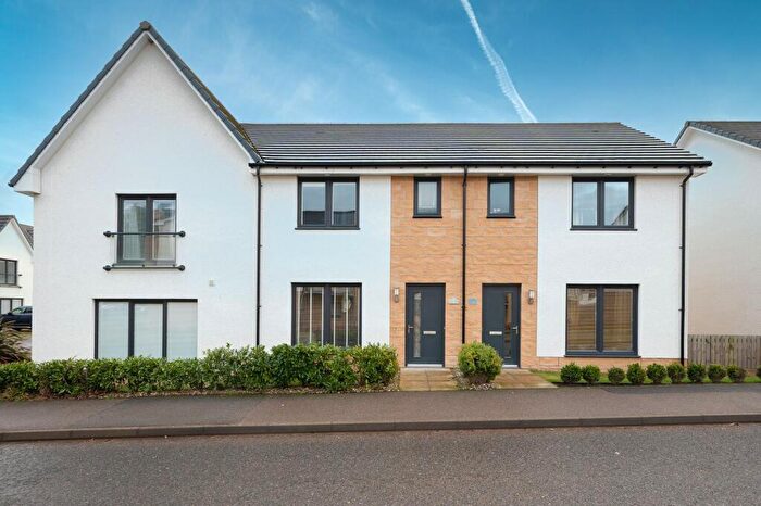 3 Bedroom Terraced House For Sale In Great Glen Gardens, Inverness, IV3