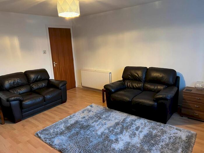 2 Bedroom Flat To Rent In Riverdale Court, Margaret Place, AB10