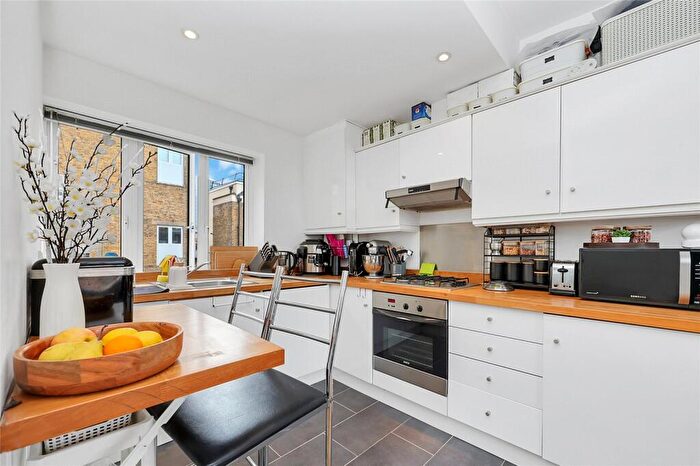 1 Bedroom Apartment For Sale In Henriques Street, E1