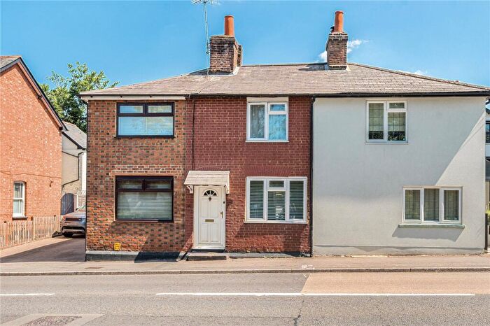 2 Bedroom House For Sale In London Road, Bagshot, Surrey, GU19