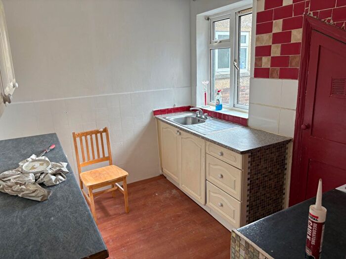 2 Bedroom Flat To Rent In Lordship Lane, London, N17