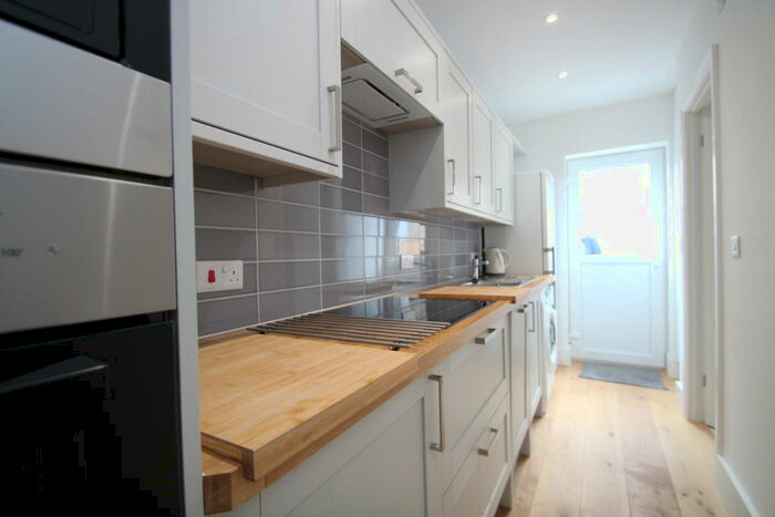 1 Bedroom Flat To Rent In Lebanon Road, Croydon, CR0