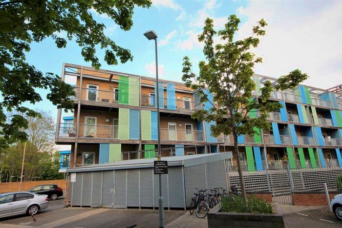 1 Bedroom Flat To Rent In Warren Close, Cambridge, CB2