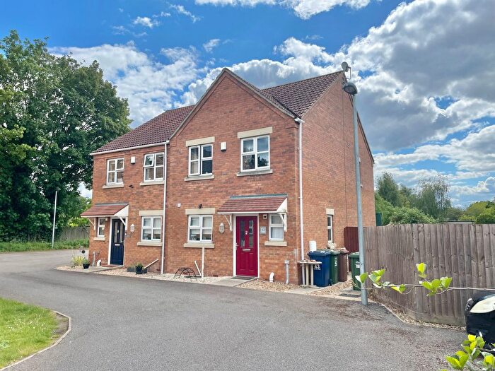 3 Bedroom Semi-Detached House For Sale In Fenmen Place, Walsoken, PE13