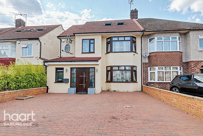 4 Bedroom Semi-Detached House For Sale In Wensleydale Avenue, Clayhall, IG5