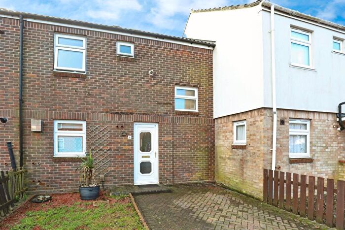 2 Bedroom Terraced House For Sale In Swansbury Drive, Townsend, Bournemouth, Dorset, BH8