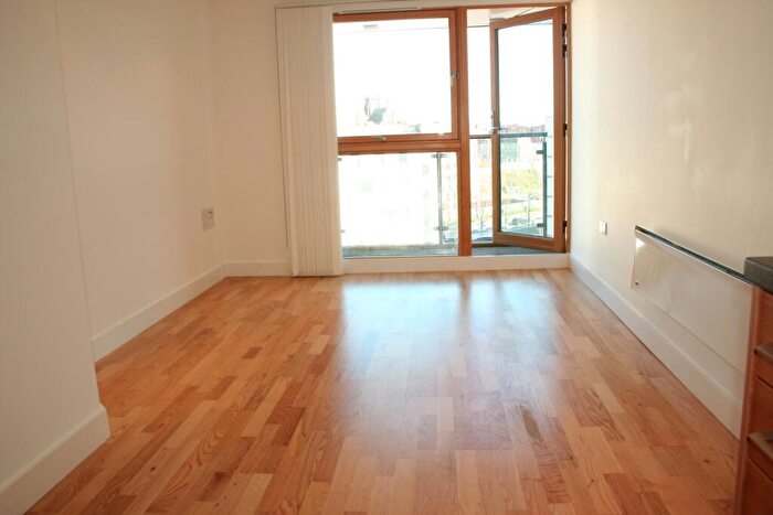 1 Bedroom Apartment To Rent In Cartier House, Leeds Dock, City Centre, LS10
