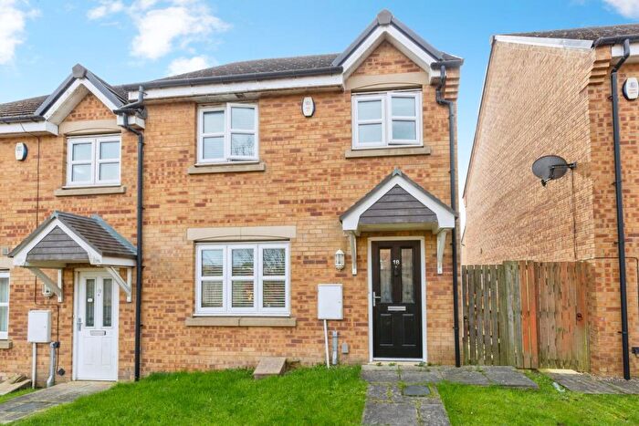 3 Bedroom End Of Terrace House For Sale In Brackenridge, Shotton Colliery, Durham, DH6