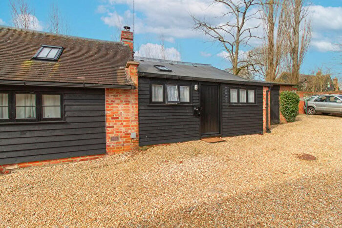 Studio To Rent In Lees Hill, South Warnborough, Hook, RG29