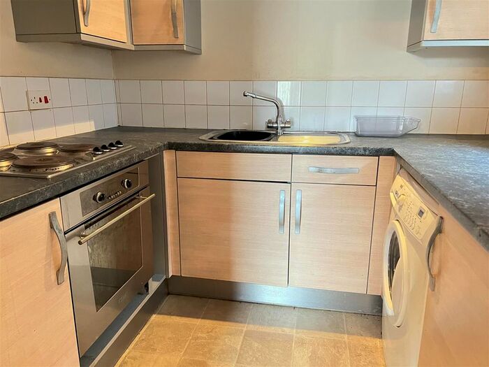 1 Bedroom Flat To Rent In Stafford Street, Willenhall WV13