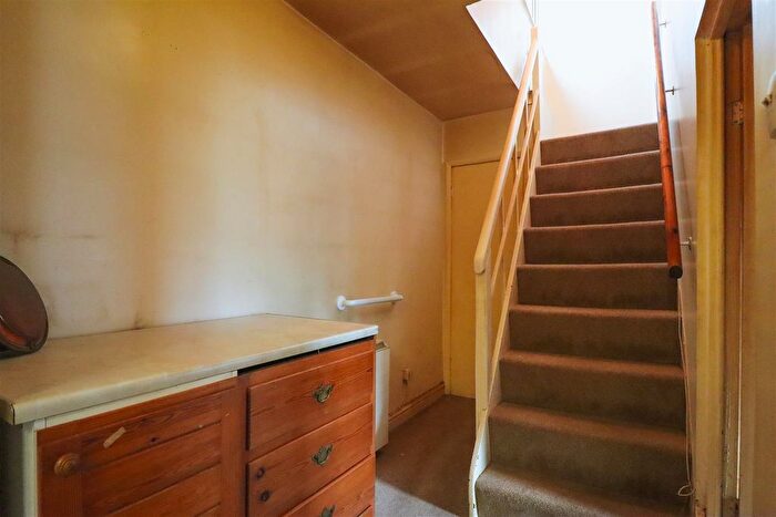 2 Bedroom Cottage For Sale In Church Road, Long Itchington, Southam, CV47