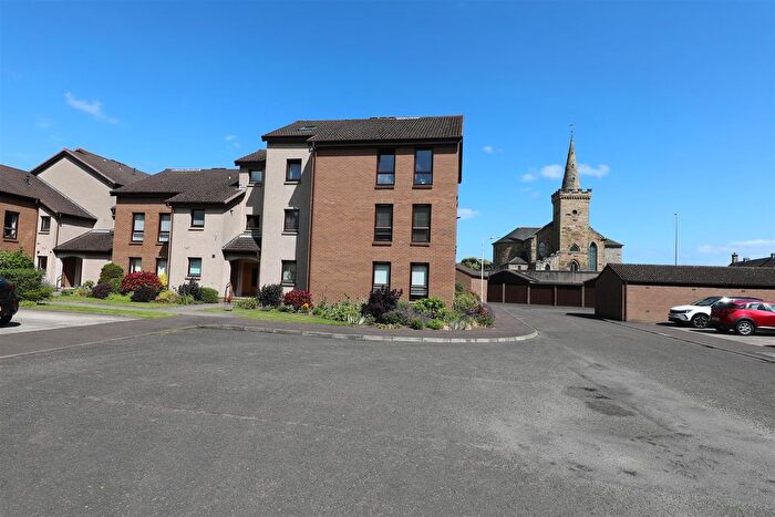 3 Bedroom Flat For Sale In Abbots Mill, Kirkcaldy, KY2