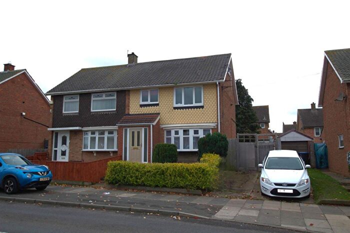 2 Bedroom Flat For Sale In Broadwell Road, Middlesbrough, TS4