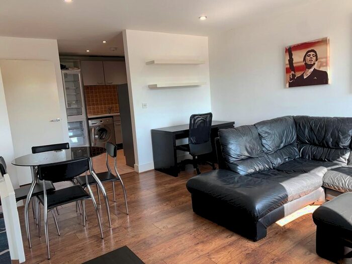 1 Bedroom Flat To Rent In Flatholm, Ferry Court, Cardiff, CF11