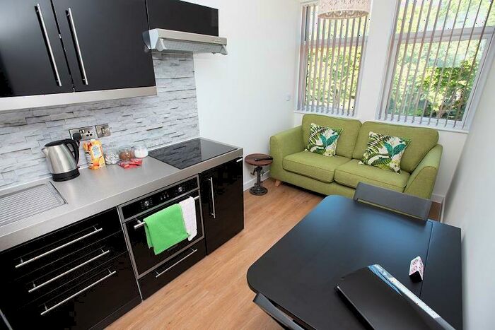1 Bedroom Apartment To Rent In Portcullis House, Platform Road, Southampton, SO14