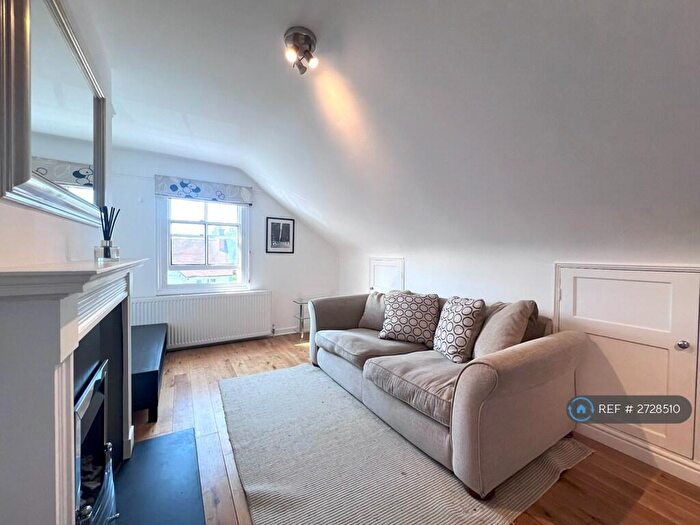 1 Bedroom Flat To Rent In Grange Road, Bishop's Stortford, CM23