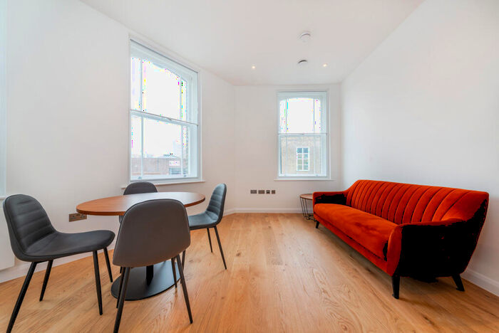 1 Bedroom Flat To Rent In Camberwell Station Road, Camberwell Green, SE5