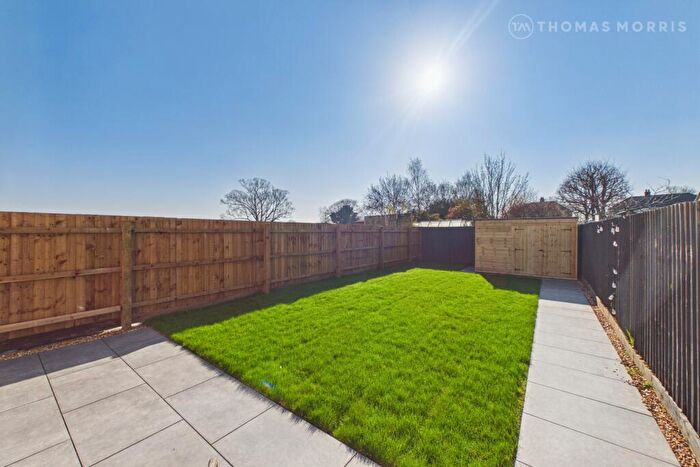 3 Bedroom Semi-Detached House To Rent In Bedford Road, Roxton, Bedford, Bedfordshire, MK44