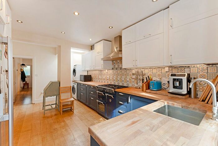 5 Bedroom Semi-Detached House For Sale In Broad Walk, London, SE3