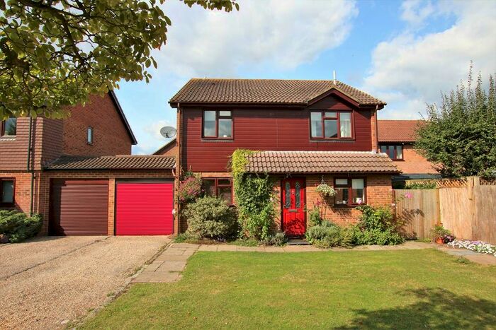 4 Bedroom Detached House To Rent In Toutley Road, Wokingham, RG41