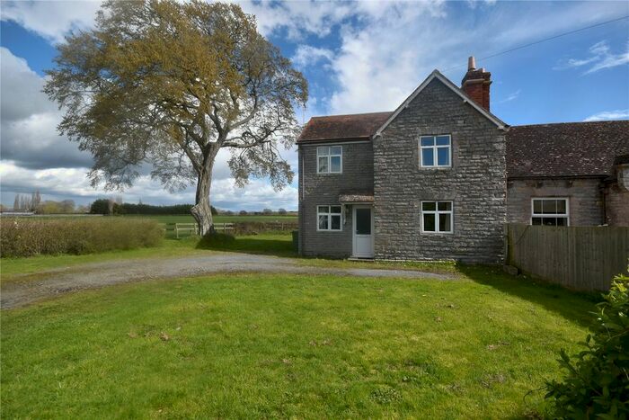 3 Bedroom Semi-Detached House For Sale In Church Road, Tirley, Gloucester, Gloucestershire, GL19