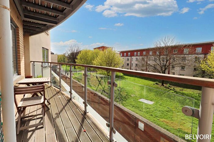 2 Bedroom Flat To Rent In Mount Stuart Square, Cardiff Bay, Cardiff, CF10