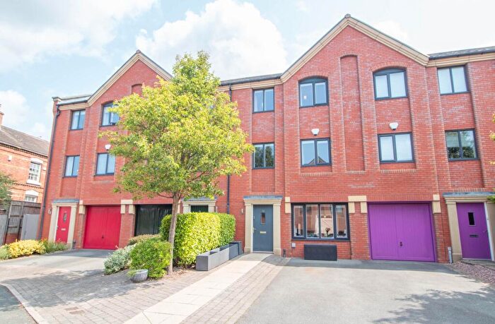 3 Bedroom Terraced House For Sale In Newton Close, Chester City Centre, CH1
