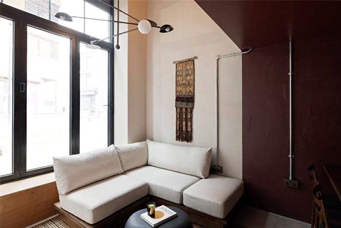 1 Bedroom Flat To Rent In Hare Marsh, London, E2